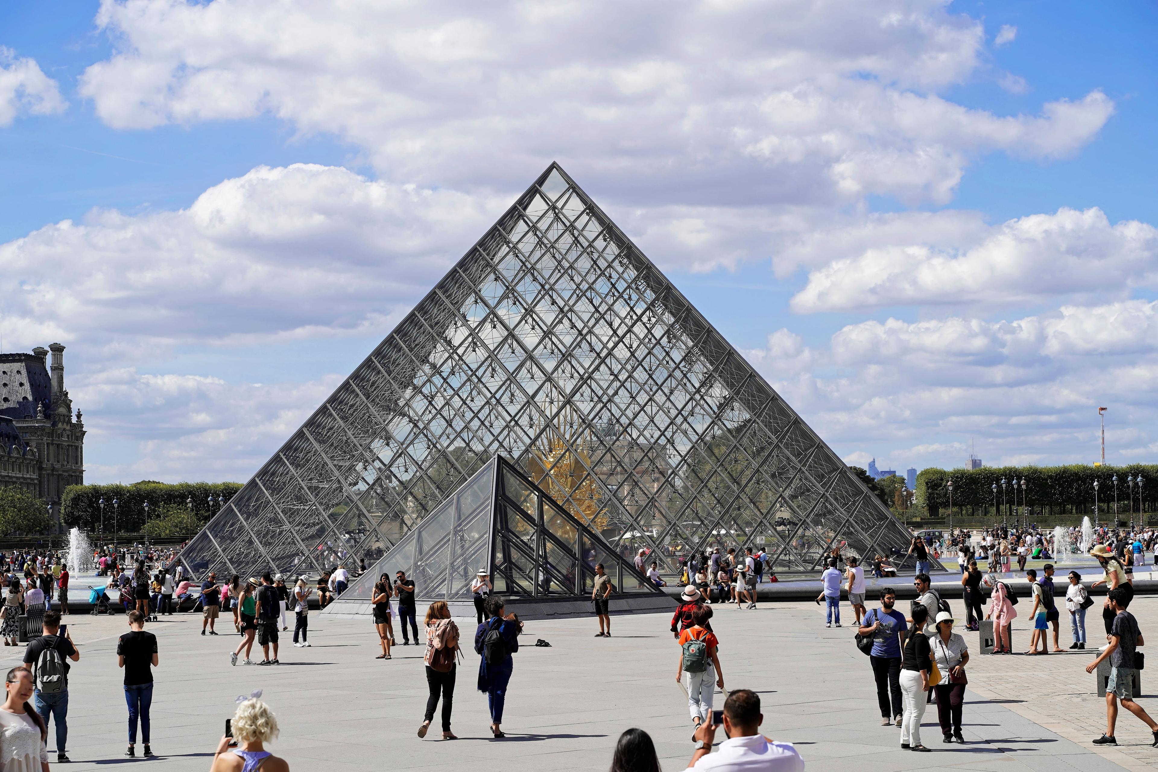 https://cdn.myjournify.com/assets/articles/1280778182AdobeStock_900551408 (1).jpeg